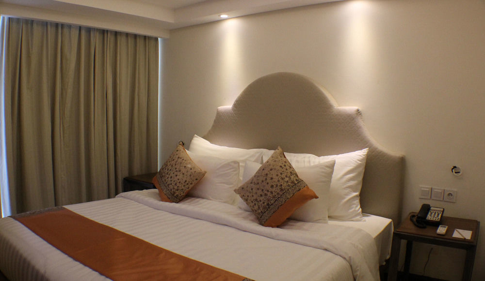 Sahid Raya Hotel & Convention Yogyakarta Maguwo Buitenkant foto